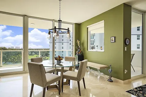 500 Se Mizner Boulevard Boca Raton FL 33432