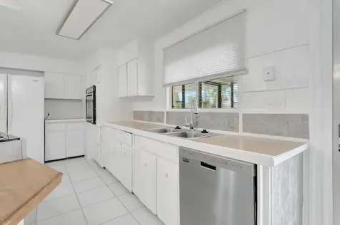 23017 Watergate Circle Boca Raton FL 33428