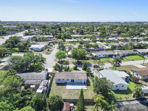 4064 Nw 2nd Court Boca Raton FL 33431