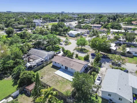 4064 Nw 2nd Court Boca Raton FL 33431