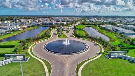 17118 Aquavera Way Boca Raton FL 33496