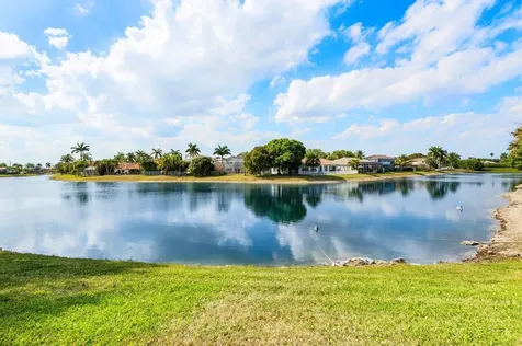 10751 Avenida Santa Ana Boca Raton FL 33498