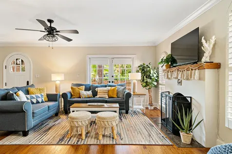 517 38th Street West Palm Beach FL 33407