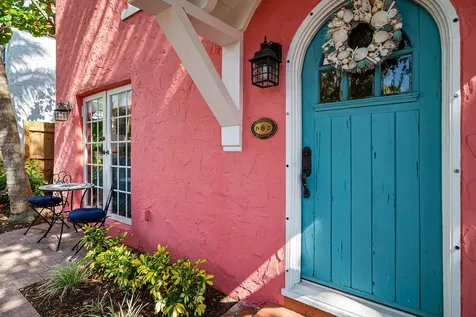 517 38th Street West Palm Beach FL 33407