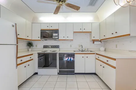 9160 Sw 22nd Street Boca Raton FL 33428