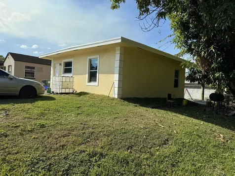 648 Se 2nd Street Belle Glade FL 33430
