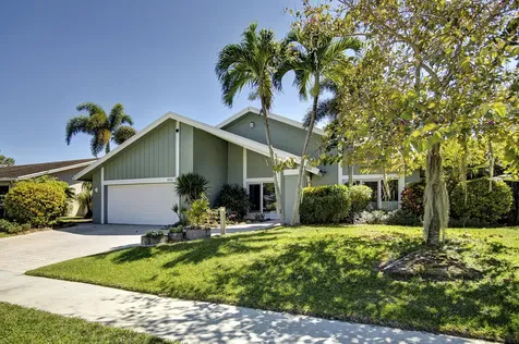 4928 Rabbit Hollow Drive Boca Raton FL 33487