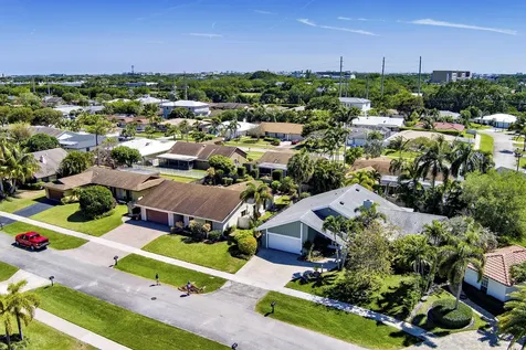 4928 Rabbit Hollow Drive Boca Raton FL 33487