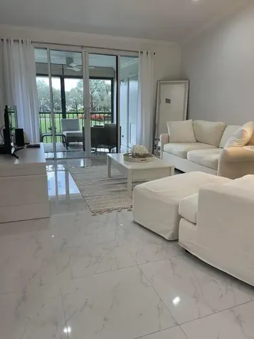 7449 Glendevon Lane Delray Beach FL 33446