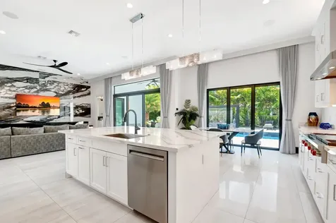 17072 Cappuccino Way Boca Raton FL 33496