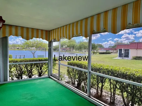 734 Nantucket Circle Lake Worth FL 33467
