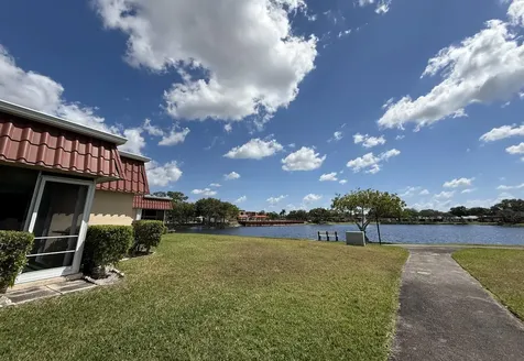 734 Nantucket Circle Lake Worth FL 33467