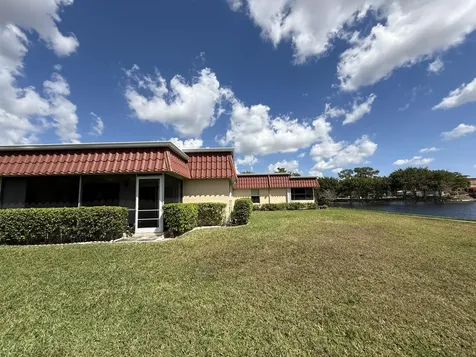 734 Nantucket Circle Lake Worth FL 33467