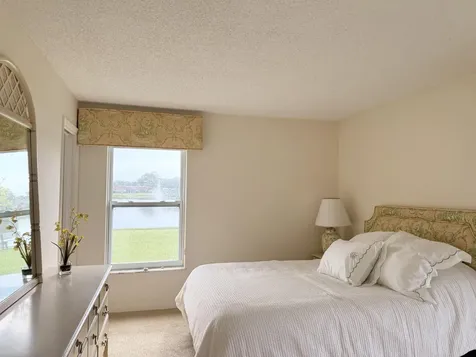 734 Nantucket Circle Lake Worth FL 33467