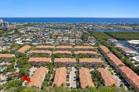 604 Ne Venezia Lane Boca Raton FL 33487