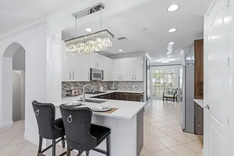 604 Ne Venezia Lane Boca Raton FL 33487