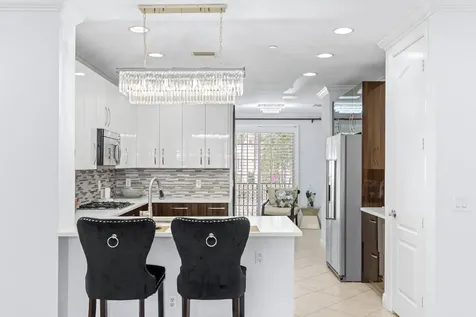 604 Ne Venezia Lane Boca Raton FL 33487