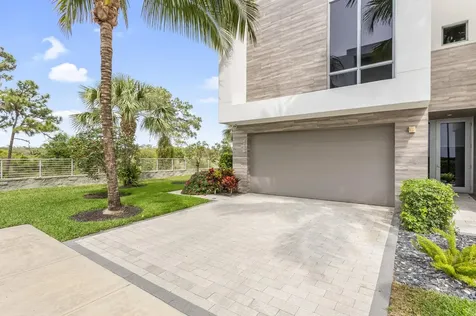 4240 Nw 17th Avenue Boca Raton FL 33431