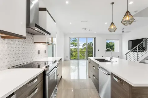4240 Nw 17th Avenue Boca Raton FL 33431