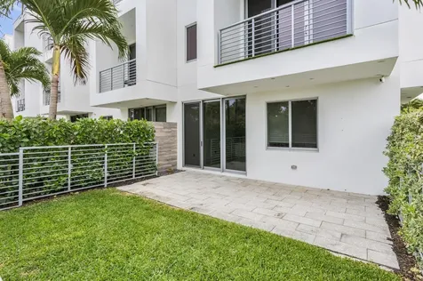 4240 Nw 17th Avenue Boca Raton FL 33431