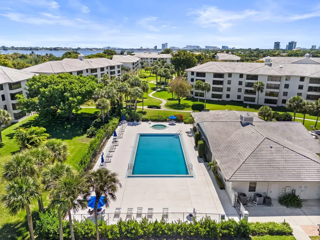 3716 Whitehall Drive West Palm Beach FL 33401