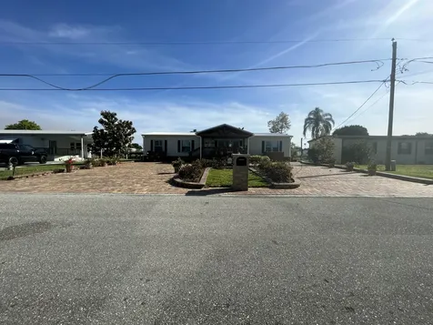 2004 Se 30th Street Okeechobee FL 34974