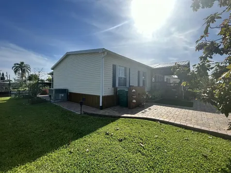 2004 Se 30th Street Okeechobee FL 34974