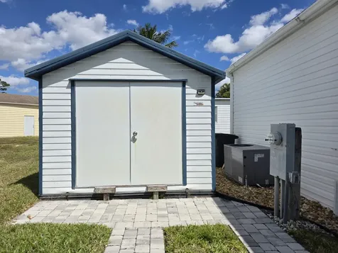 6469 Cypress Lane Lantana FL 33462