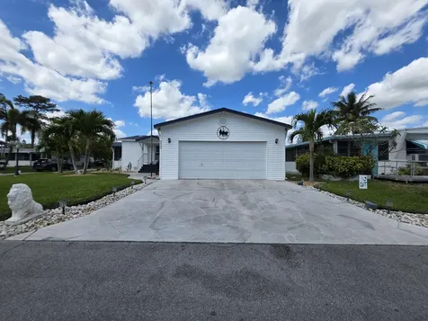 6469 Cypress Lane Lantana FL 33462