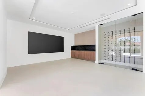 880 Ne 3rd Avenue Boca Raton FL 33432