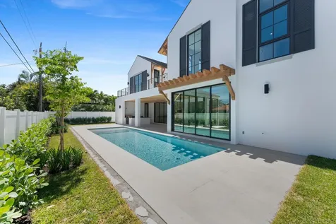 880 Ne 3rd Avenue Boca Raton FL 33432