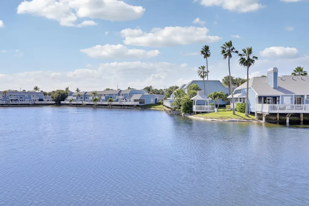 213 Ocean Dunes Circle Jupiter FL 33477