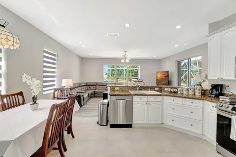 6453 Kirsten Way Lake Worth FL 33467