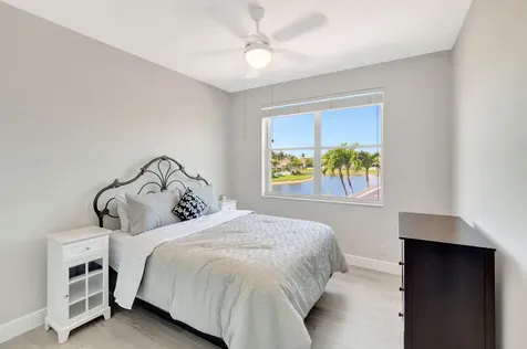 6453 Kirsten Way Lake Worth FL 33467