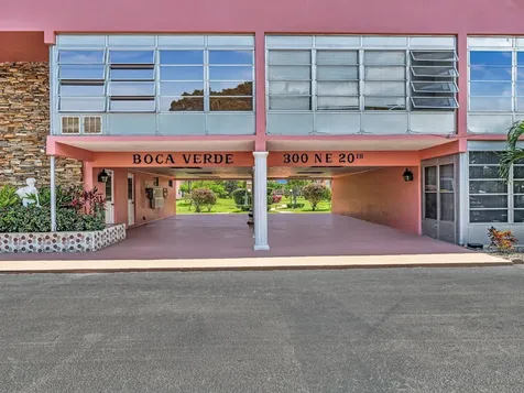 300 Ne 20th Street Boca Raton FL 33431