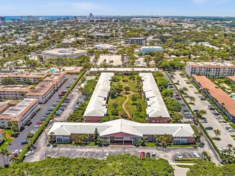300 Ne 20th Street Boca Raton FL 33431