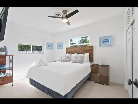 5040 Ne 22 Avenue Lighthouse Point FL 33064