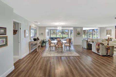 27 Eastgate Drive Boynton Beach FL 33436