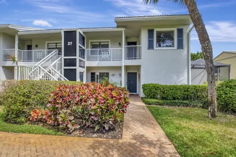 27 Eastgate Drive Boynton Beach FL 33436