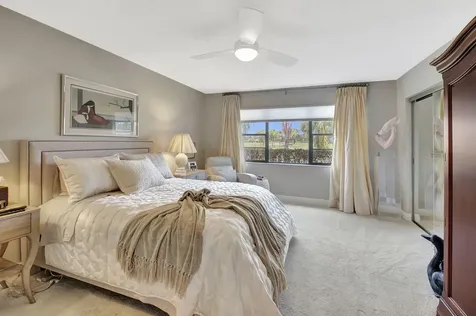 27 Eastgate Drive Boynton Beach FL 33436