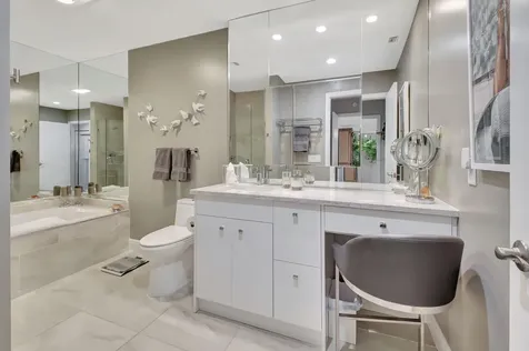 27 Eastgate Drive Boynton Beach FL 33436