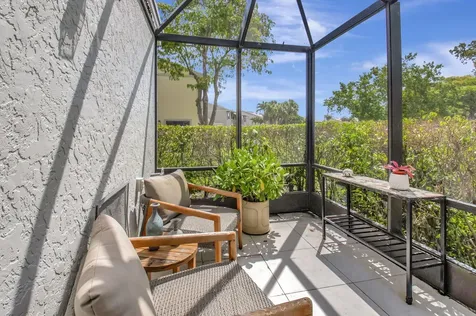 27 Eastgate Drive Boynton Beach FL 33436