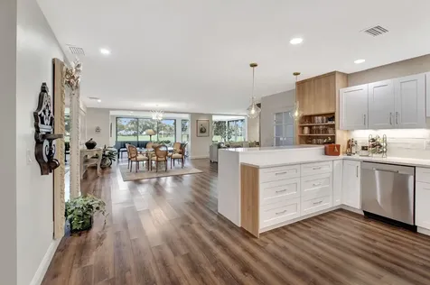 27 Eastgate Drive Boynton Beach FL 33436