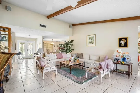 6053 Petaluma Drive Boca Raton FL 33433