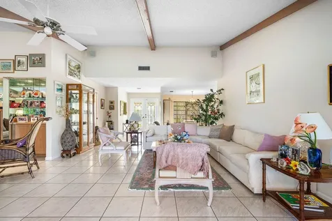 6053 Petaluma Drive Boca Raton FL 33433