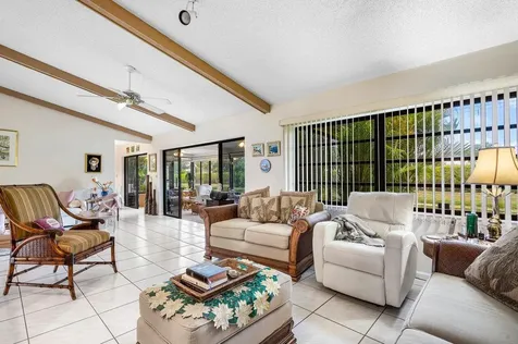 6053 Petaluma Drive Boca Raton FL 33433