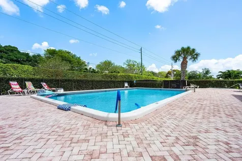 6053 Petaluma Drive Boca Raton FL 33433