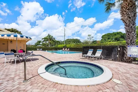 6053 Petaluma Drive Boca Raton FL 33433