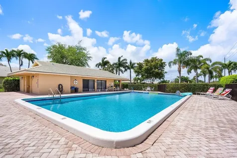 6053 Petaluma Drive Boca Raton FL 33433