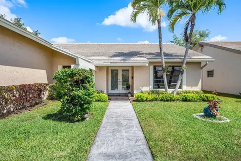 6053 Petaluma Drive Boca Raton FL 33433